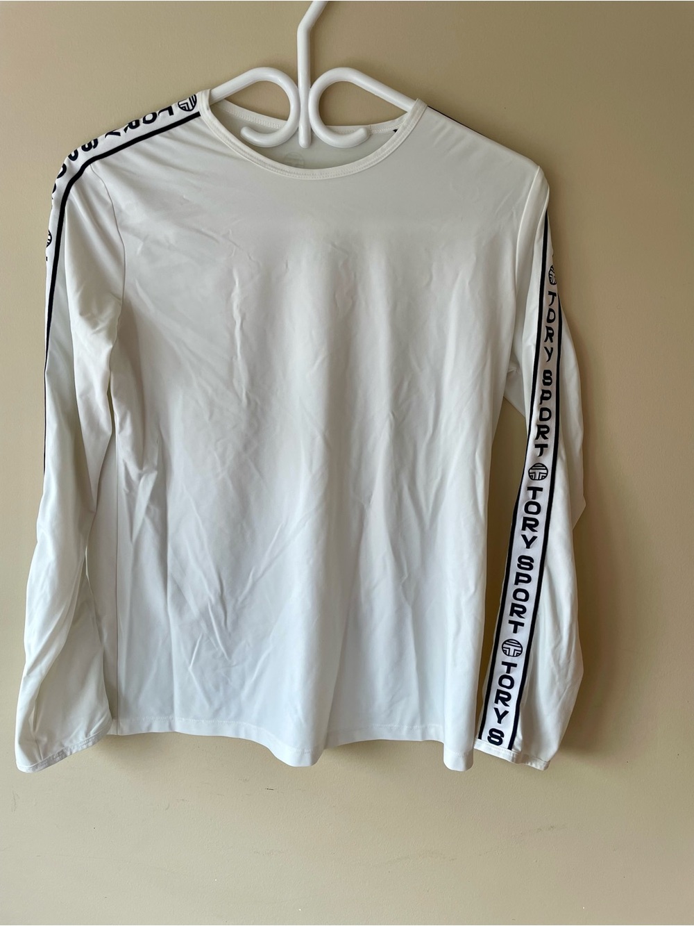 Tory Sport White Long-Sleeve Athletic Tee with Branded Sleeve Tape